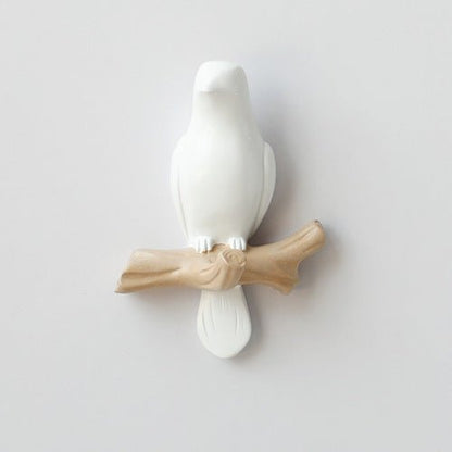 AvianElegance | Charming Decorative Resin Bird Wall Hook 1