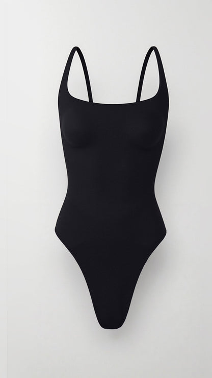 Core Sculpt Diepe V-hals Tanga-bodysuit voor een vlekkeloos silhouet