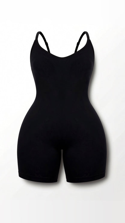 Core Sculpting Bodysuit tot halverwege de dij met gerichte shaping