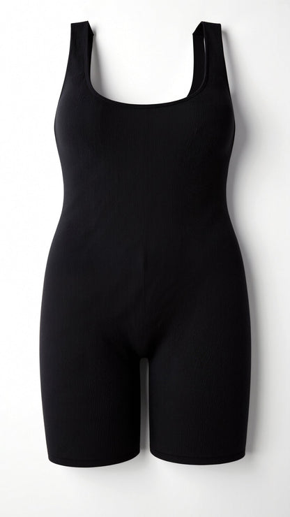 Geribbelde bodysuit met vierkante halslijn en slip-achtige onderkant