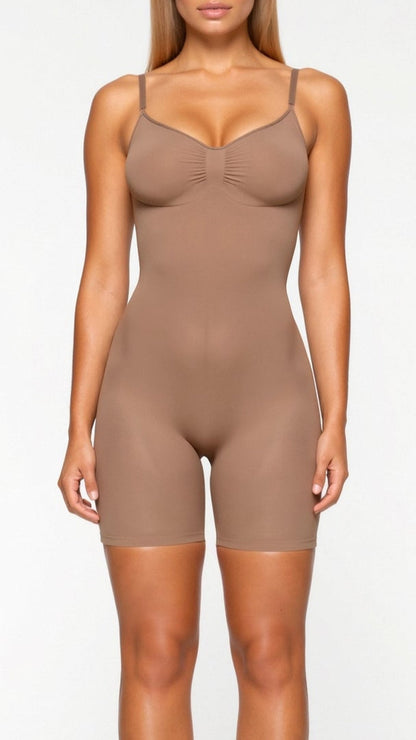 Naadloze bodysuit tot halverwege de dij - Gladde, strak silhouet
