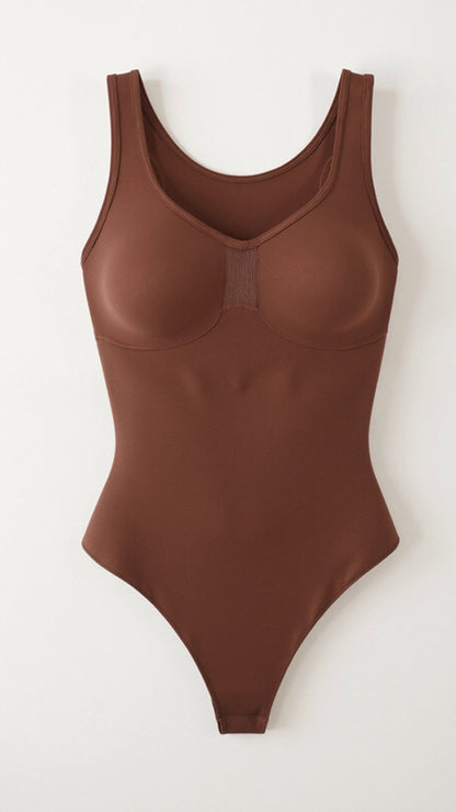 Ultrazacht naadloze scoop-neck stringbodysuit