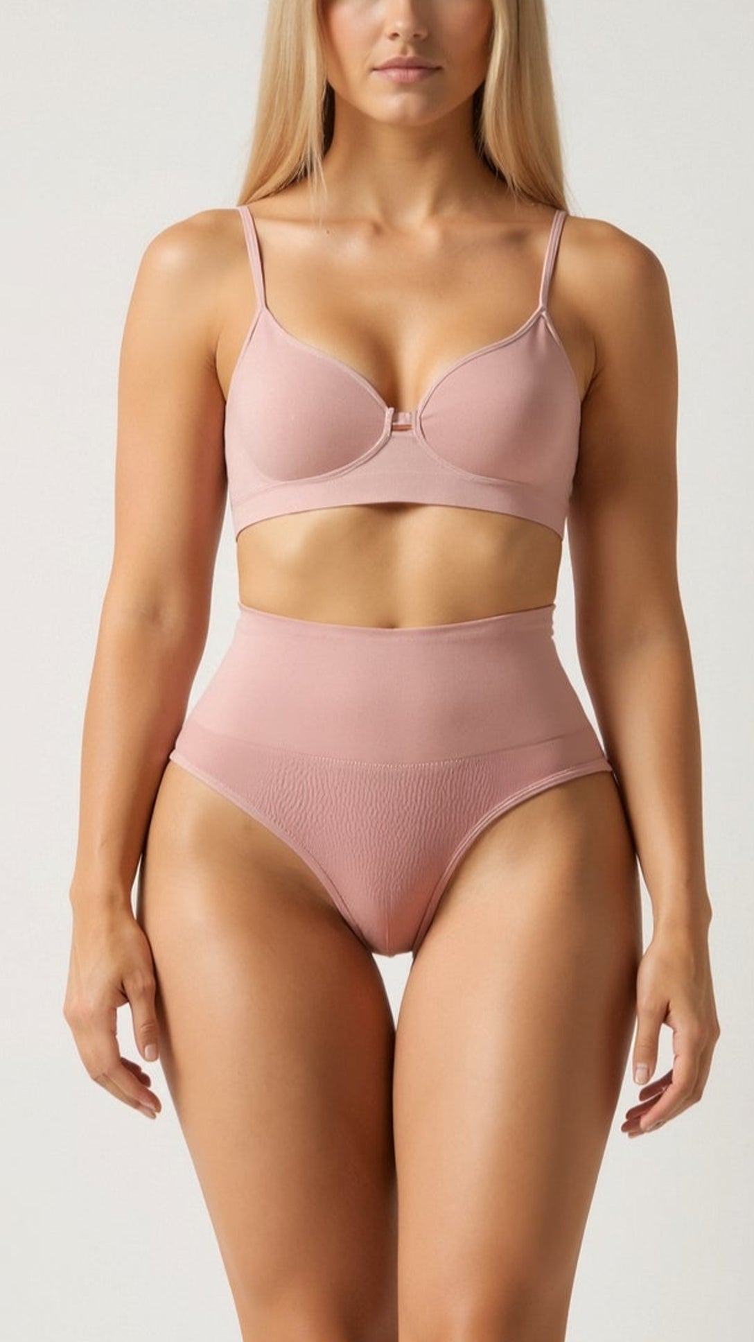 Naadloze vormgevende slips met middelhoge taille voor een gestroomlijnd, contourend silhouet