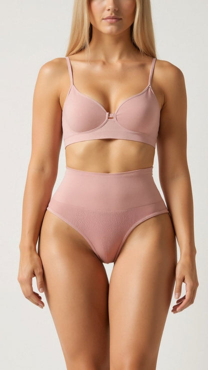 Naadloze vormgevende slips met middelhoge taille voor een gestroomlijnd, contourend silhouet