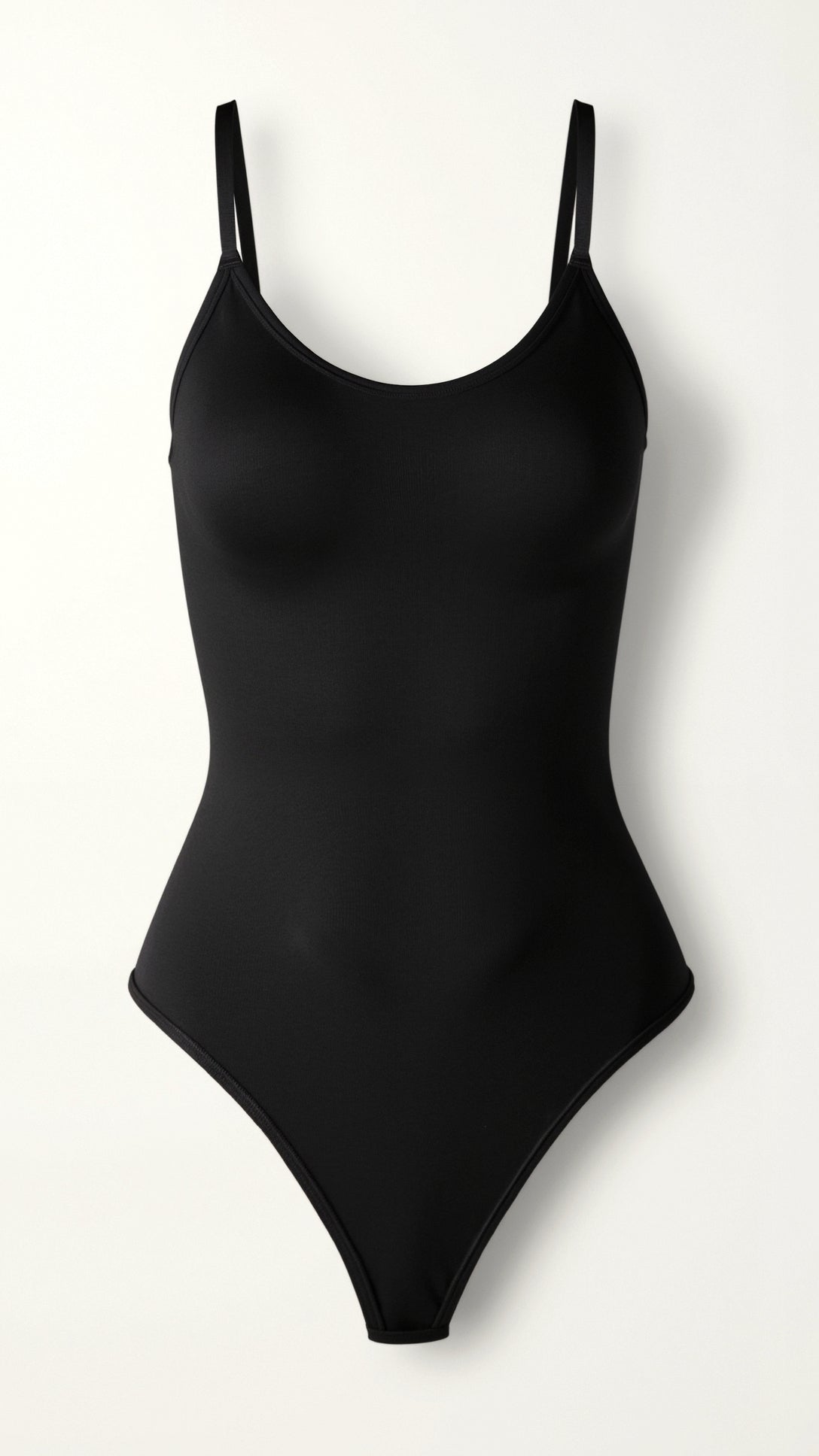 Strakke thong-bodysuit - figuurverheffende, rondingenomarmende shapewear