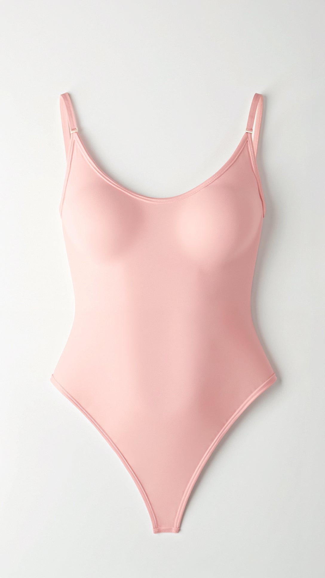 Strakke thong-bodysuit - figuurverheffende, rondingenomarmende shapewear