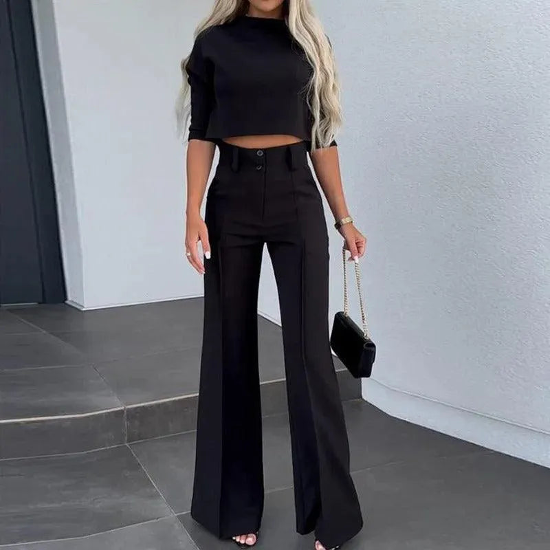 Emma | Stijlvol Dameskostuum met Crop Top 2